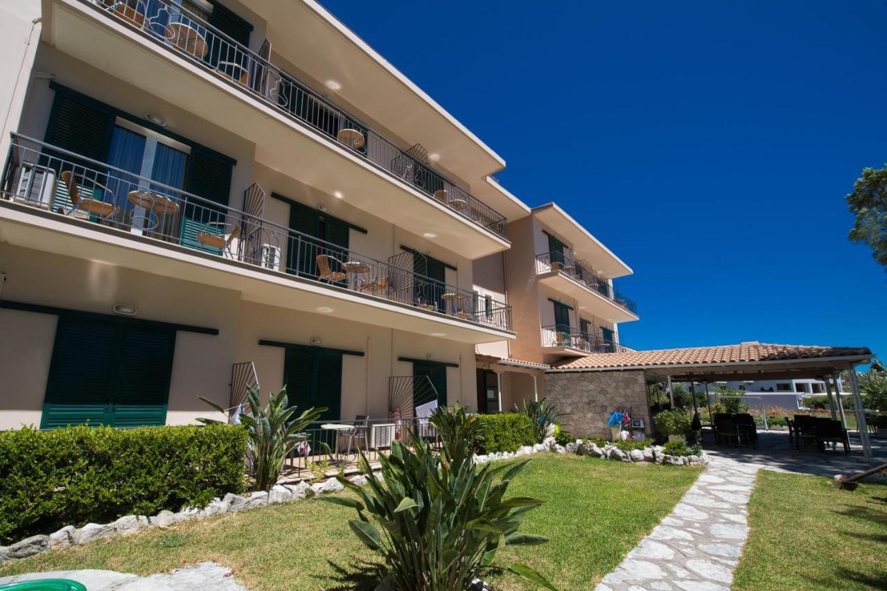 Hotel Marina Pansion Nydri  Exterior foto
